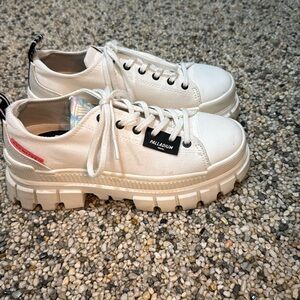 Palladium Women's Off-White Chunky Platform Sneakers